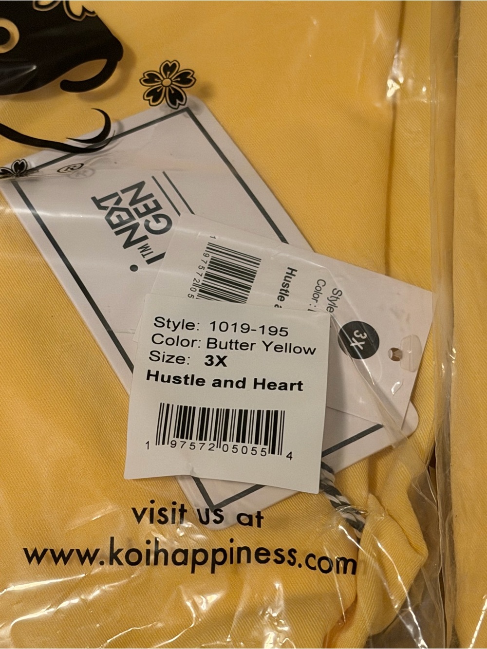Koi Scrub Set - Picture 4 of 4